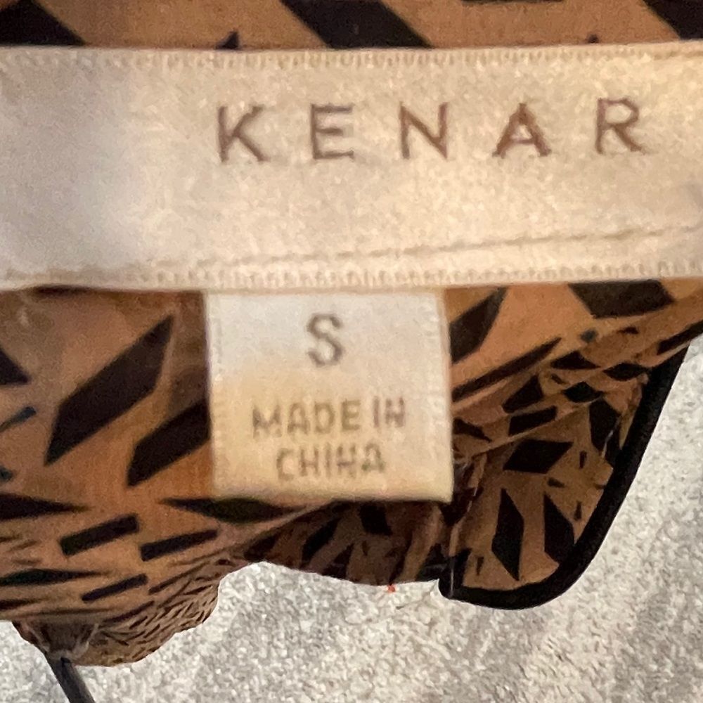 Kenar Blouse‎ - Picture 6 of 7
